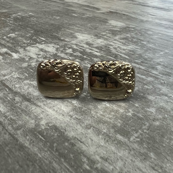 Vintage Gold Tone Square Cufflinks - Picture 1 of 3